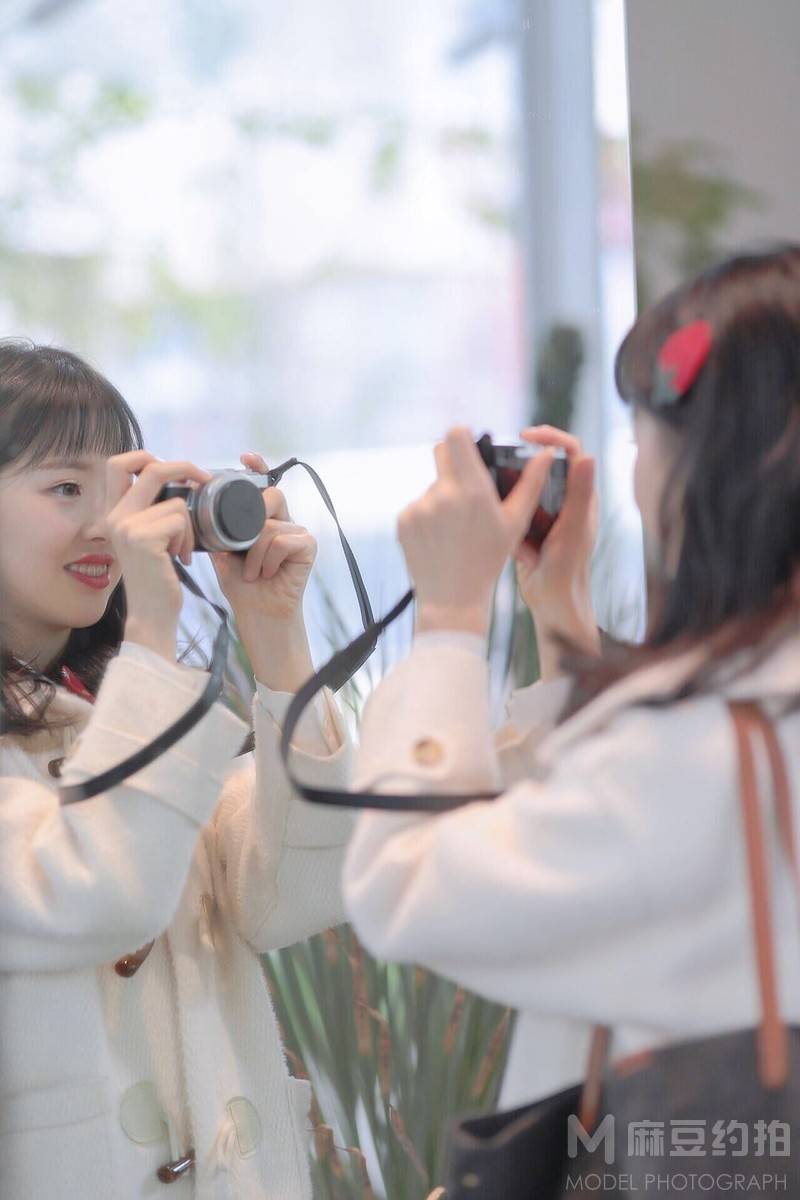 胶片模特