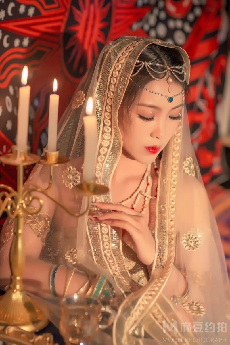 妆容模特
