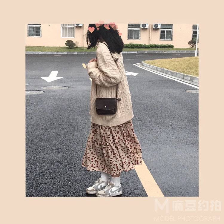 校园模特