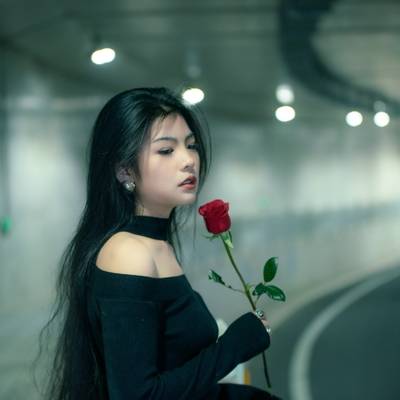 情绪模特