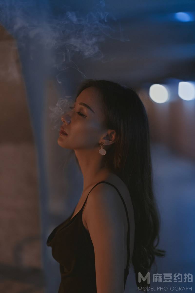 夜景模特