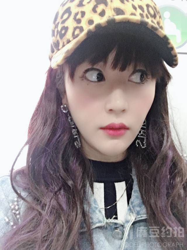 纪实模特