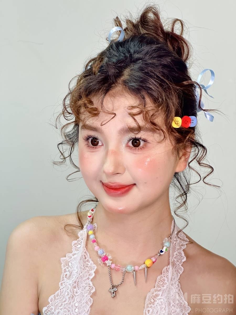 妆容模特