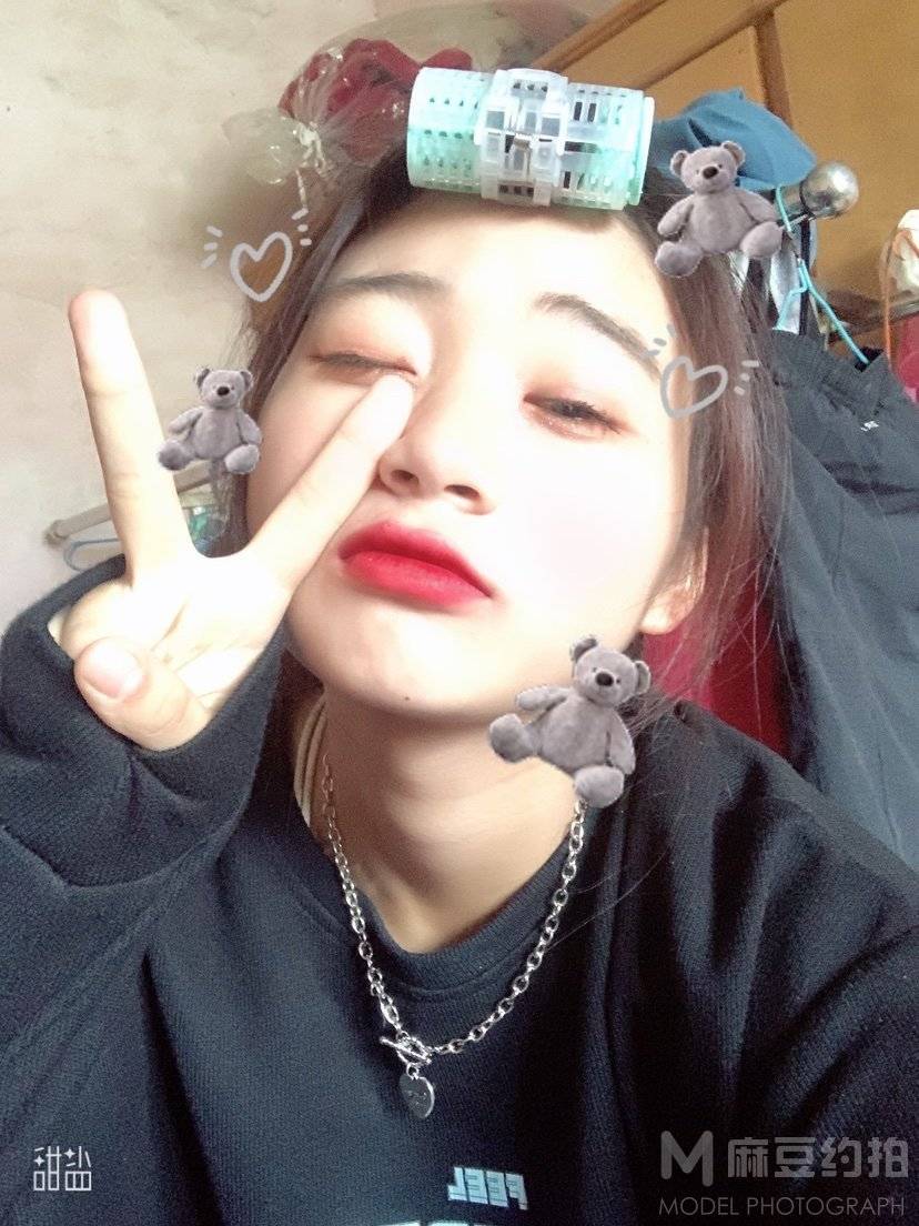 妆容模特