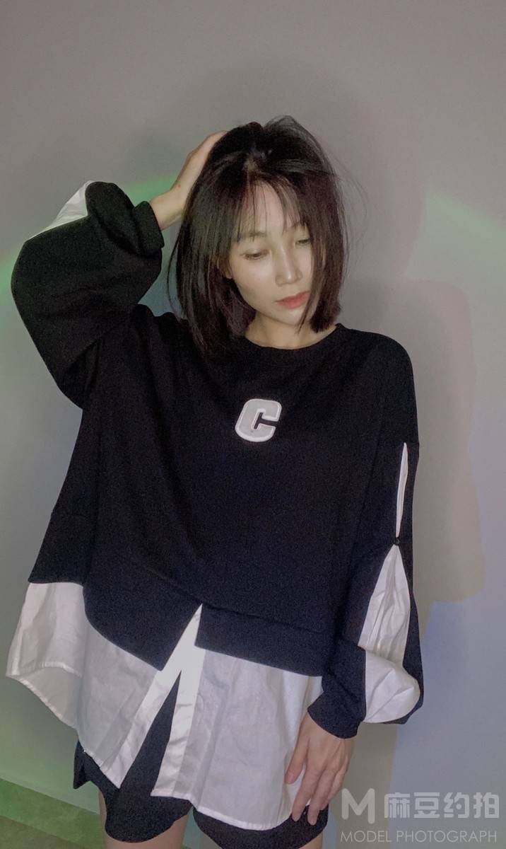 清新模特