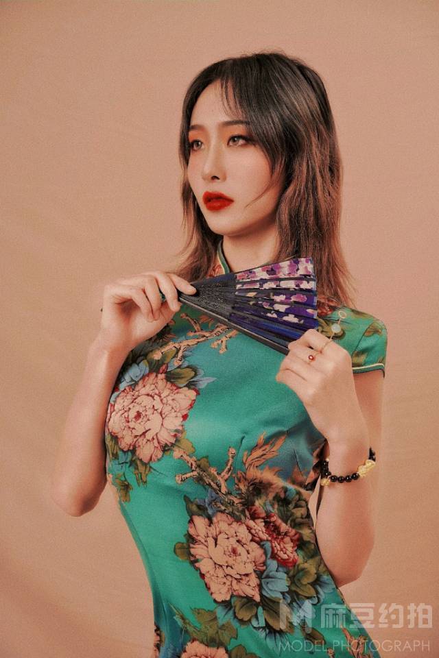 旗袍模特