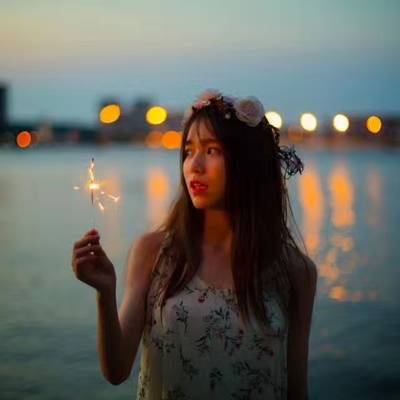 夜景模特