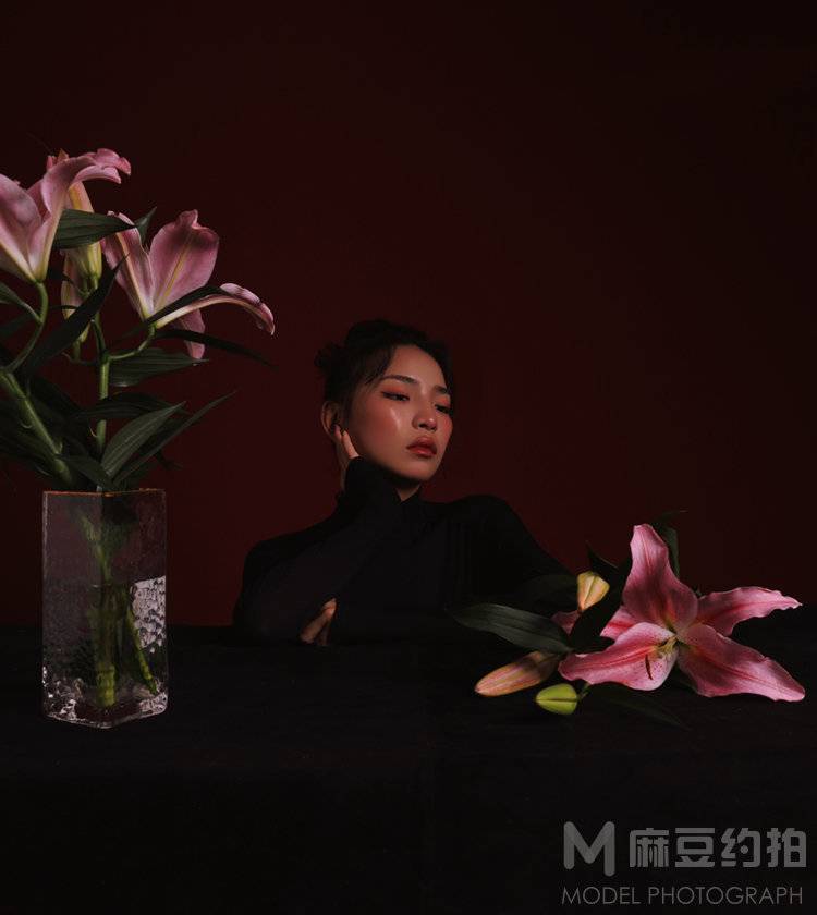 情绪模特