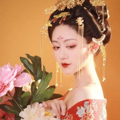 妆容模特