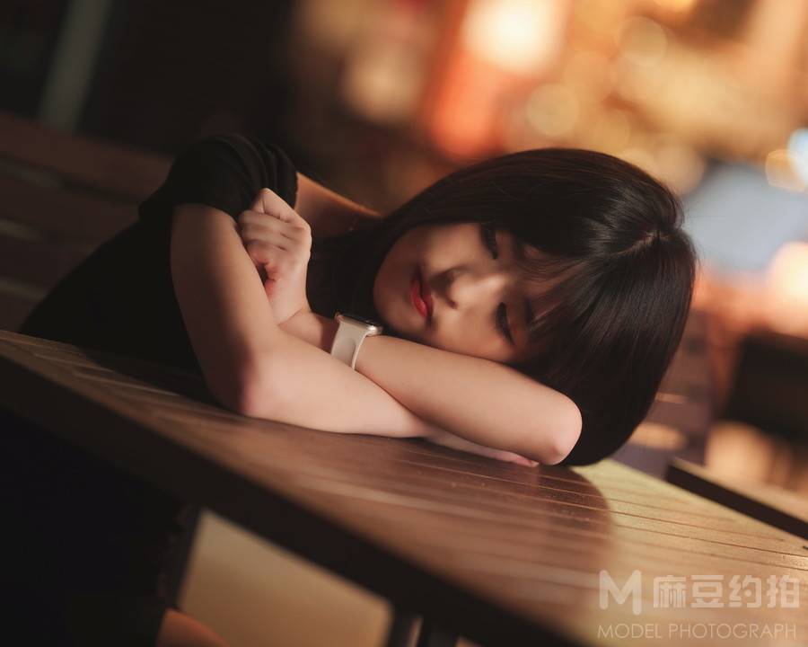 夜景模特