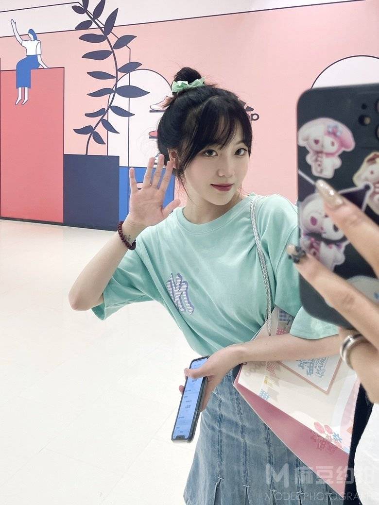 校园模特
