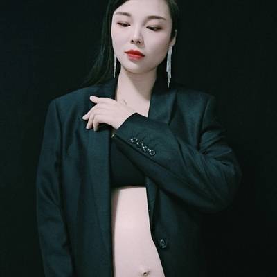 清新模特