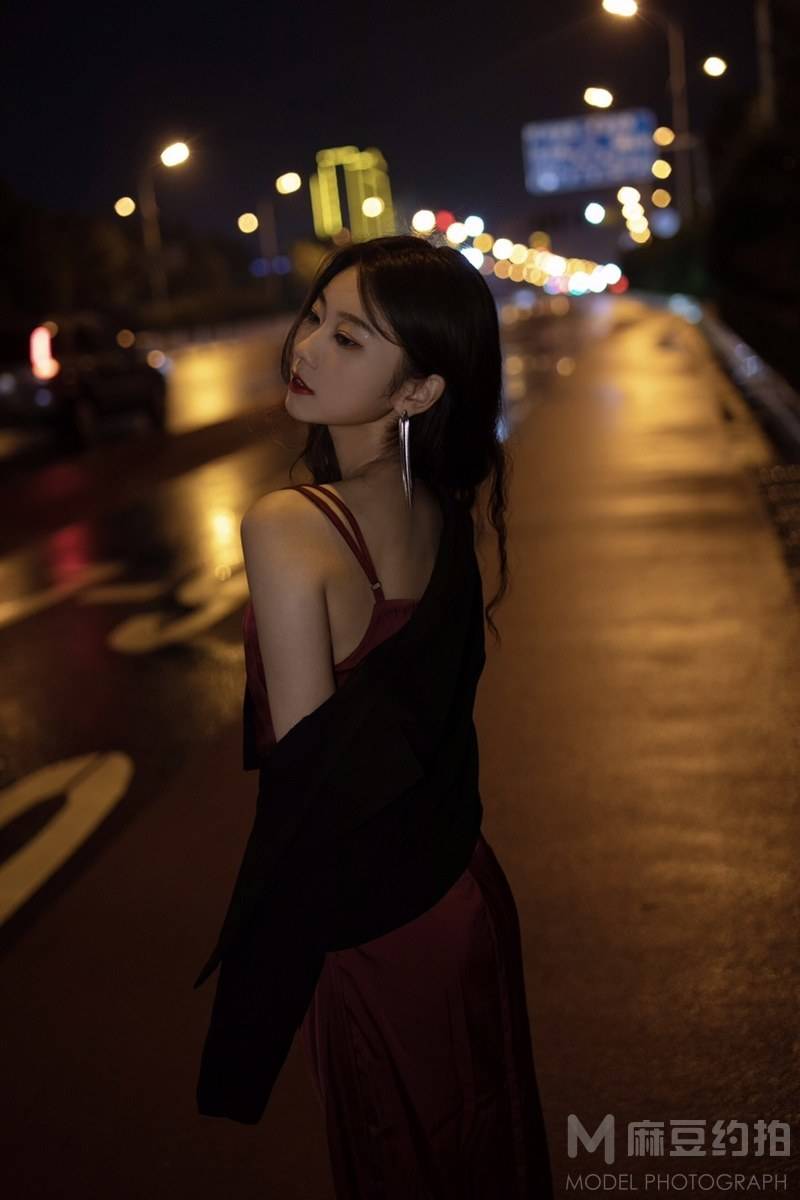 夜景模特