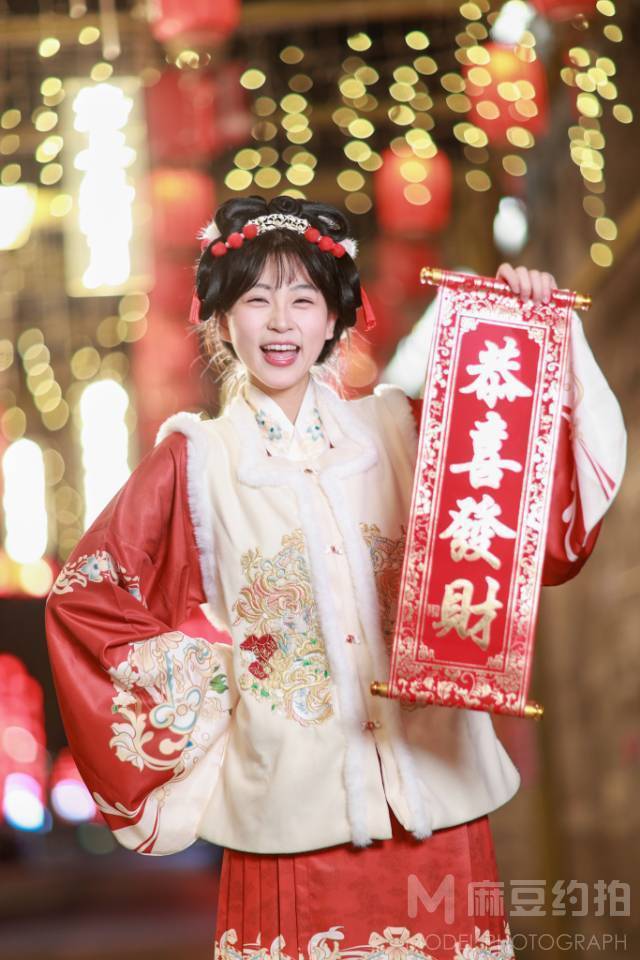校园模特