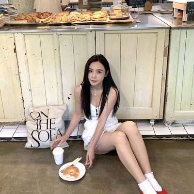 黑白模特