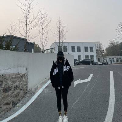 黑白模特