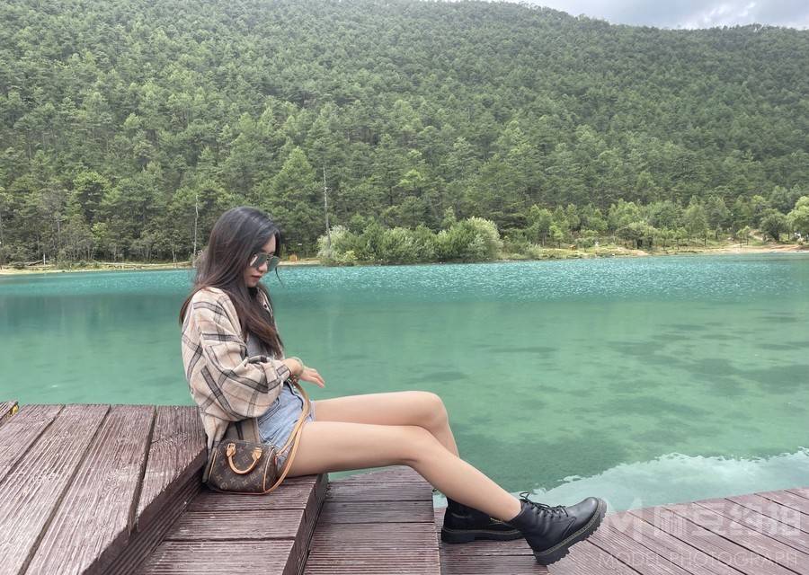 清新模特