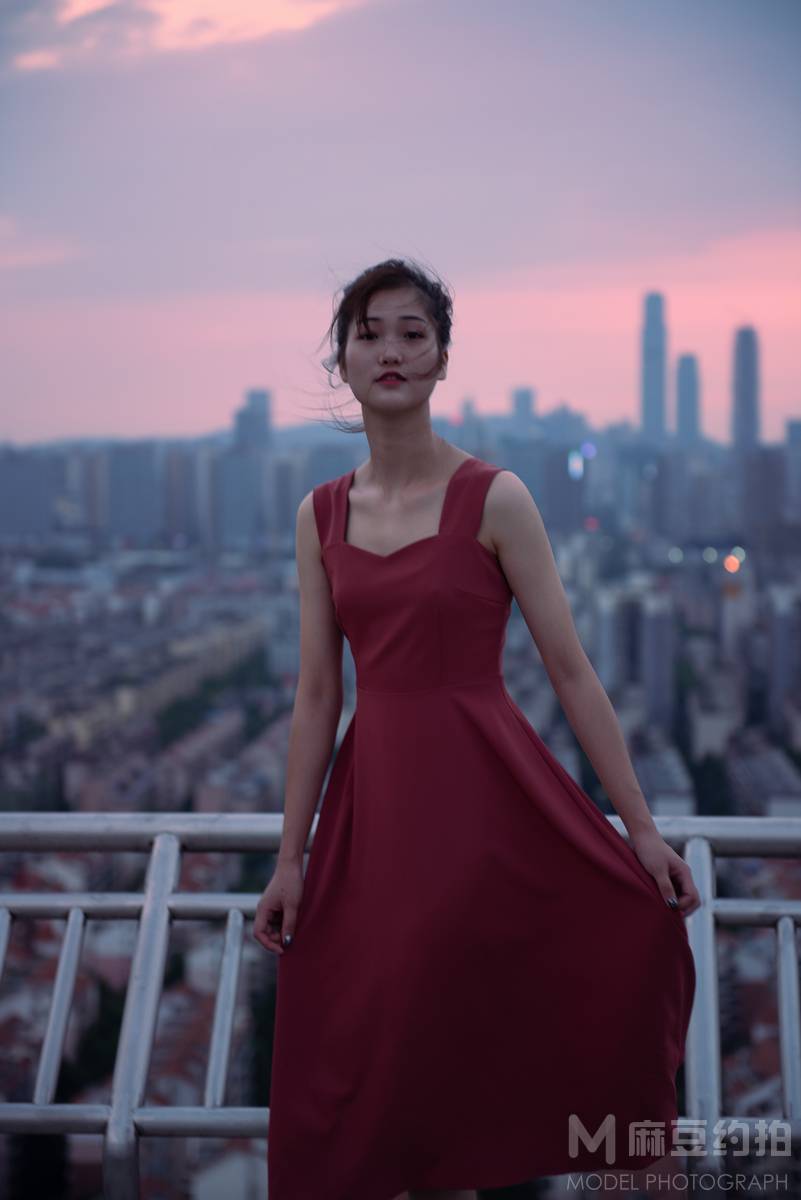 夜景模特