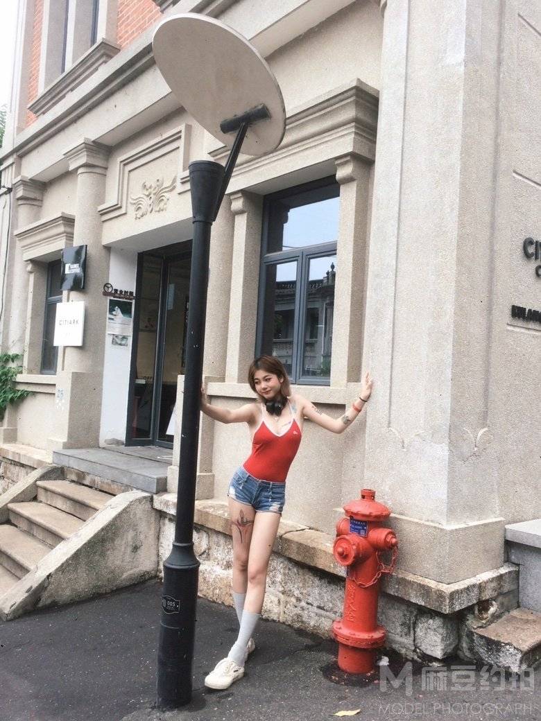 校园模特