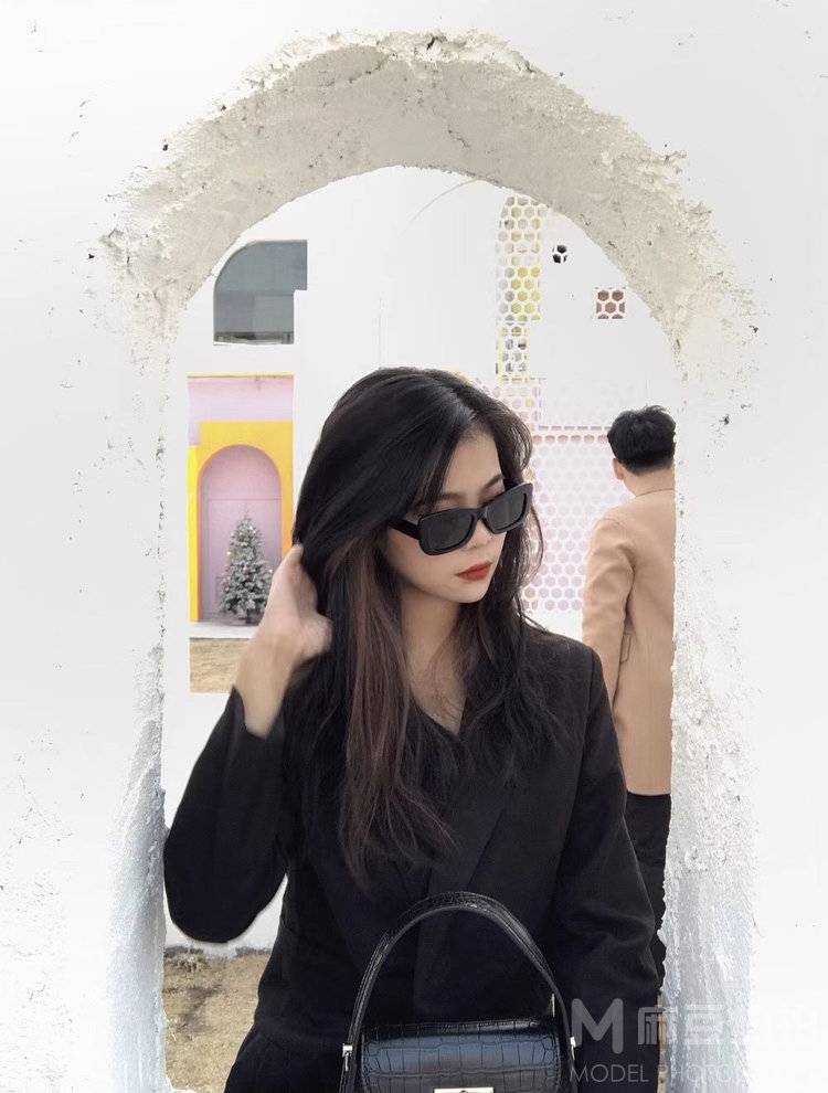 暗黑模特