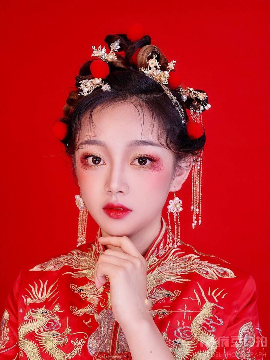 妆容模特