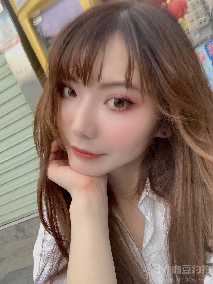 纪实模特