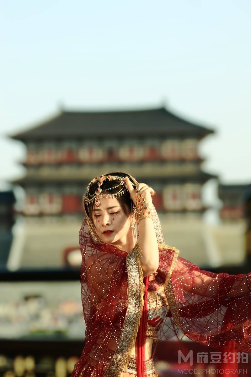 汉服模特