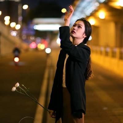 情绪模特