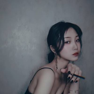 情绪模特
