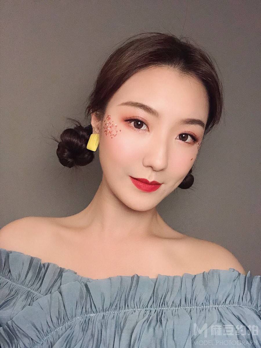 商务模特