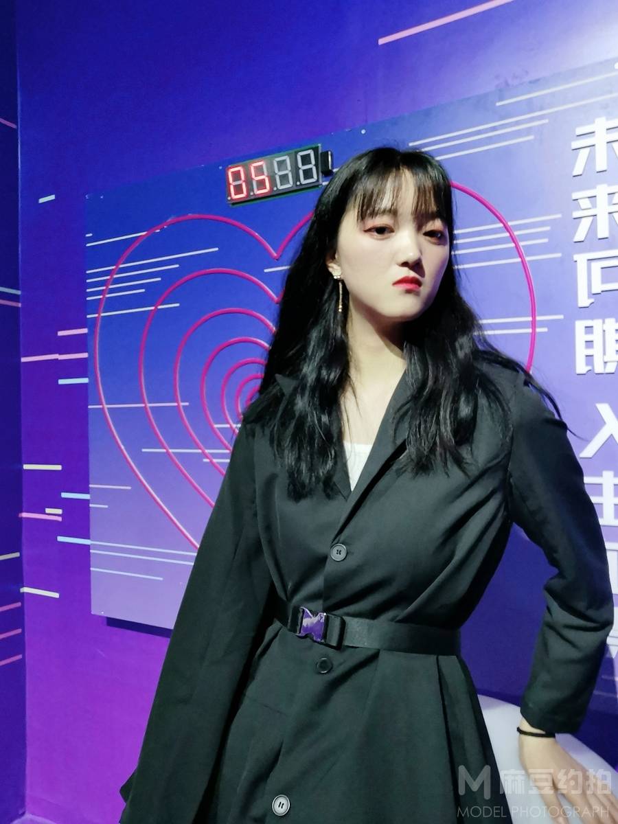 清新模特