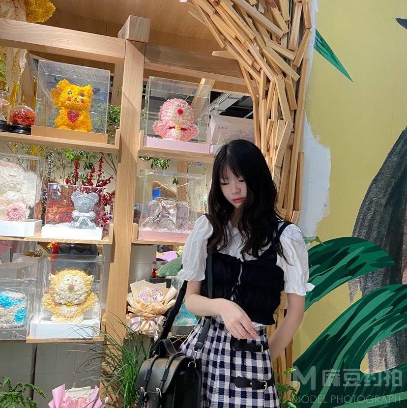 校园模特