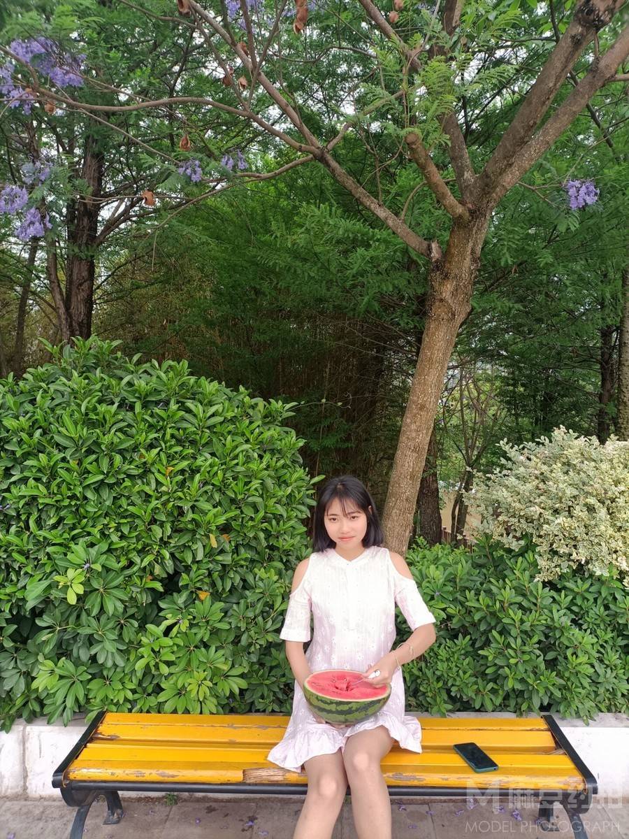 清新模特