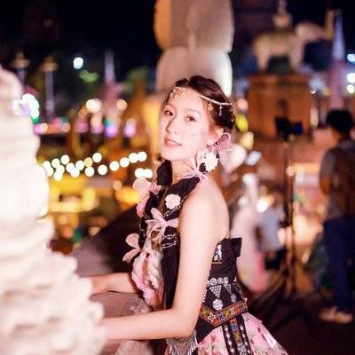 夜景模特