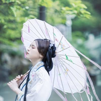 汉服模特
