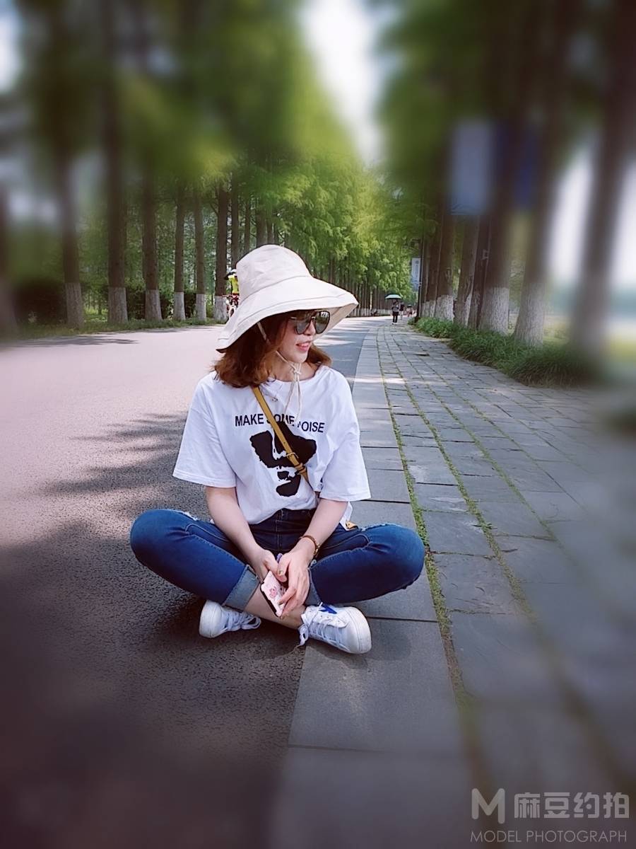 清新模特