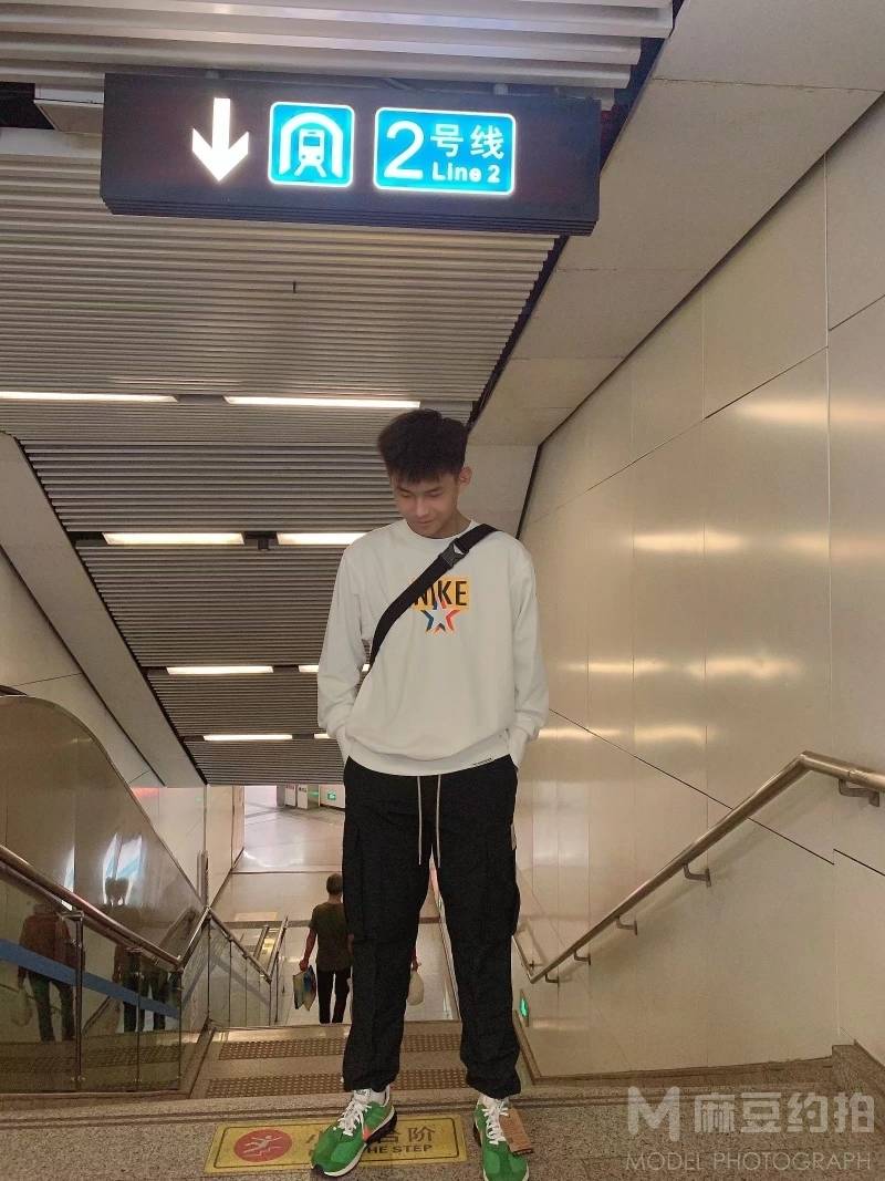 情侣模特