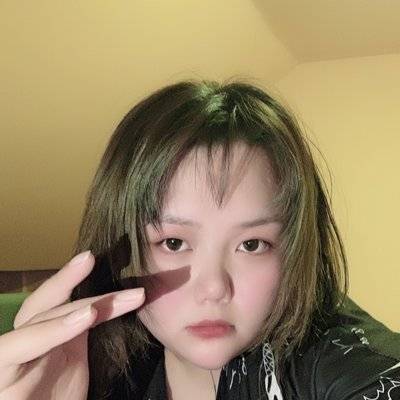 黑白模特