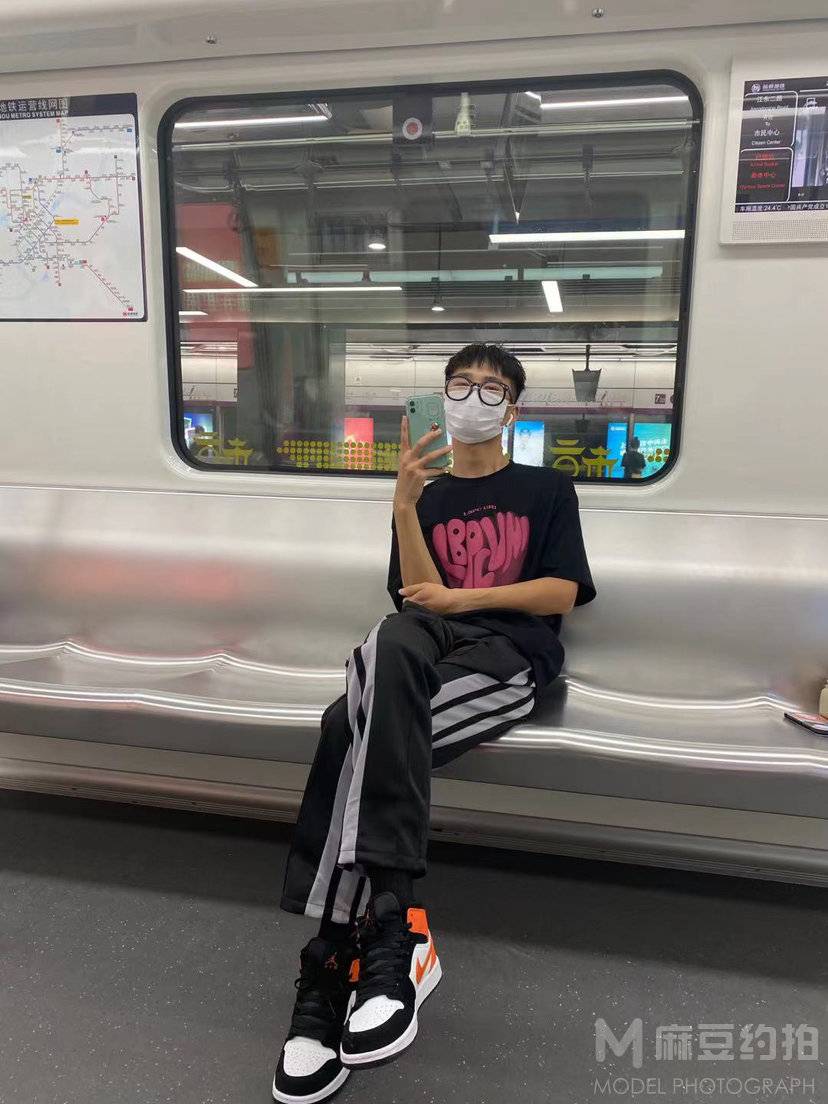 情侣模特