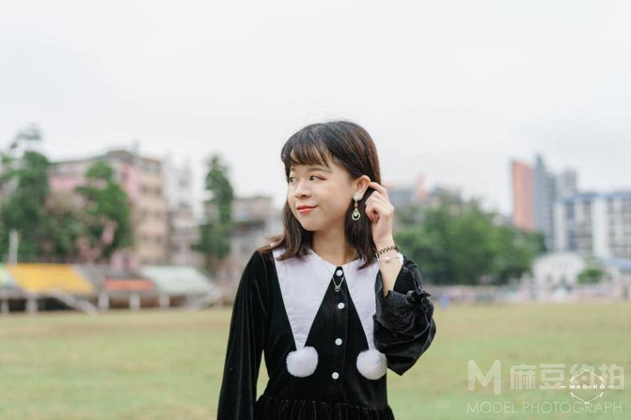 校园模特