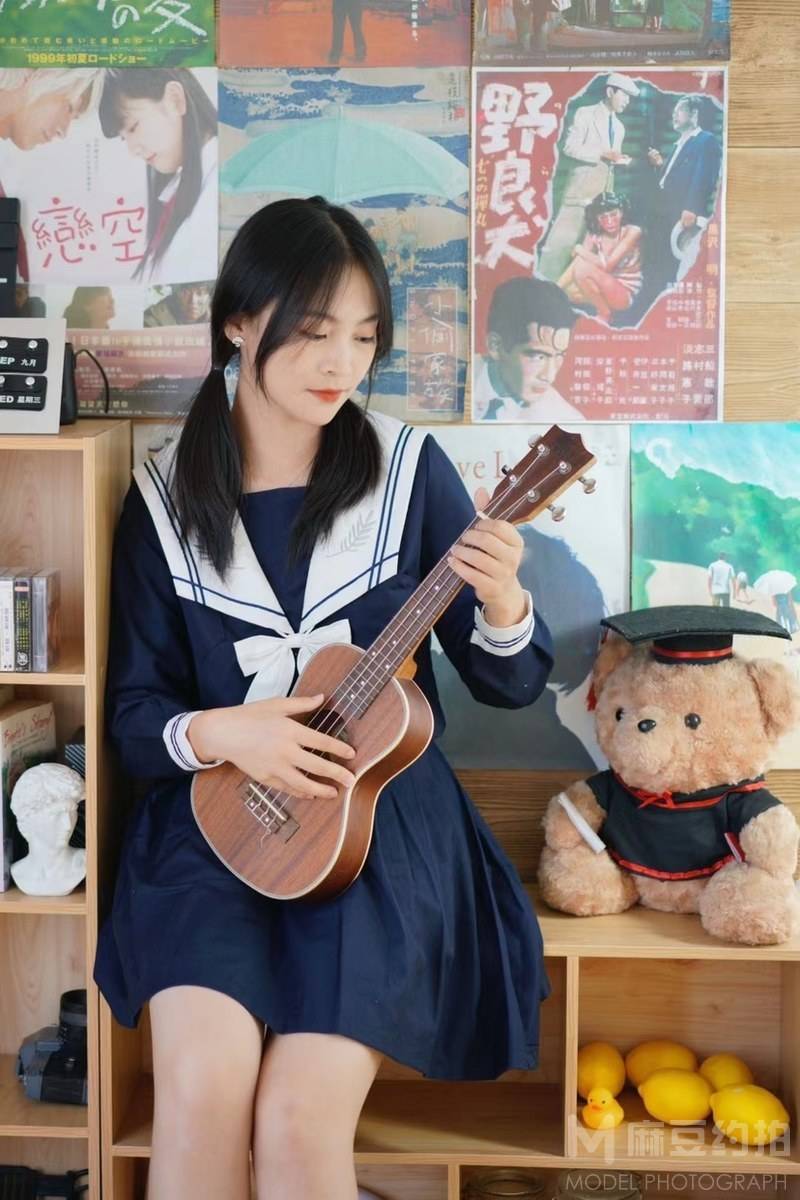 校园模特