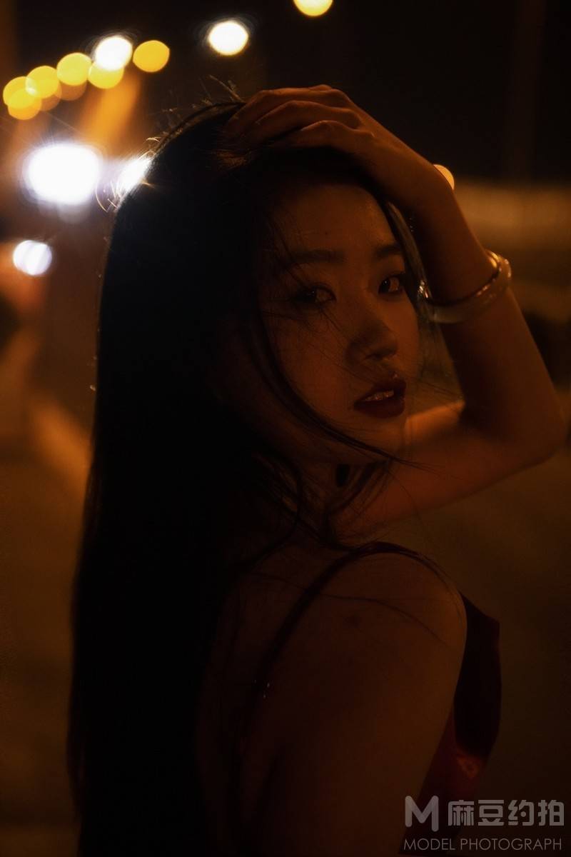 夜景模特