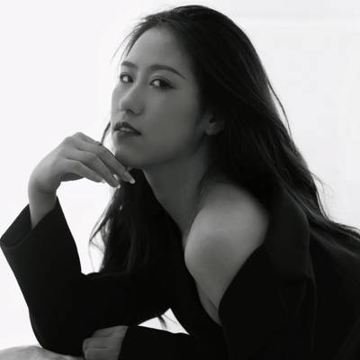 黑白模特
