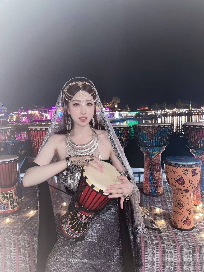 夜景模特