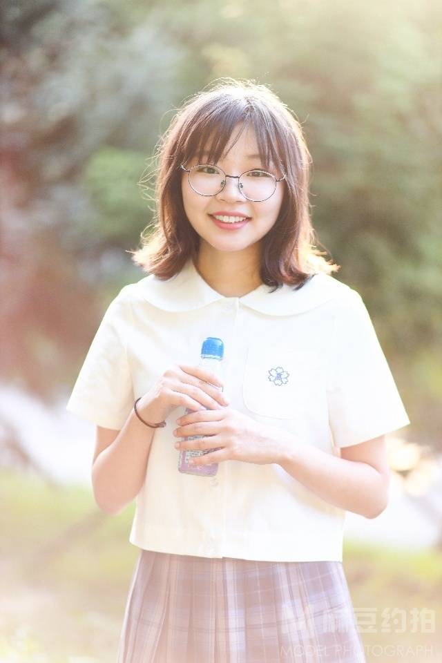 校园模特
