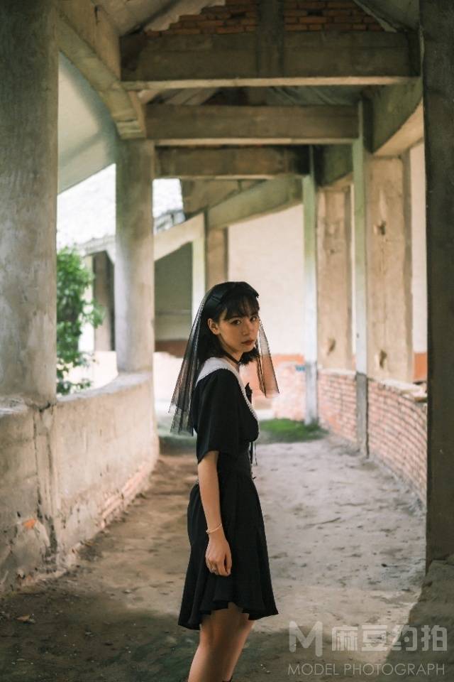 胶片模特