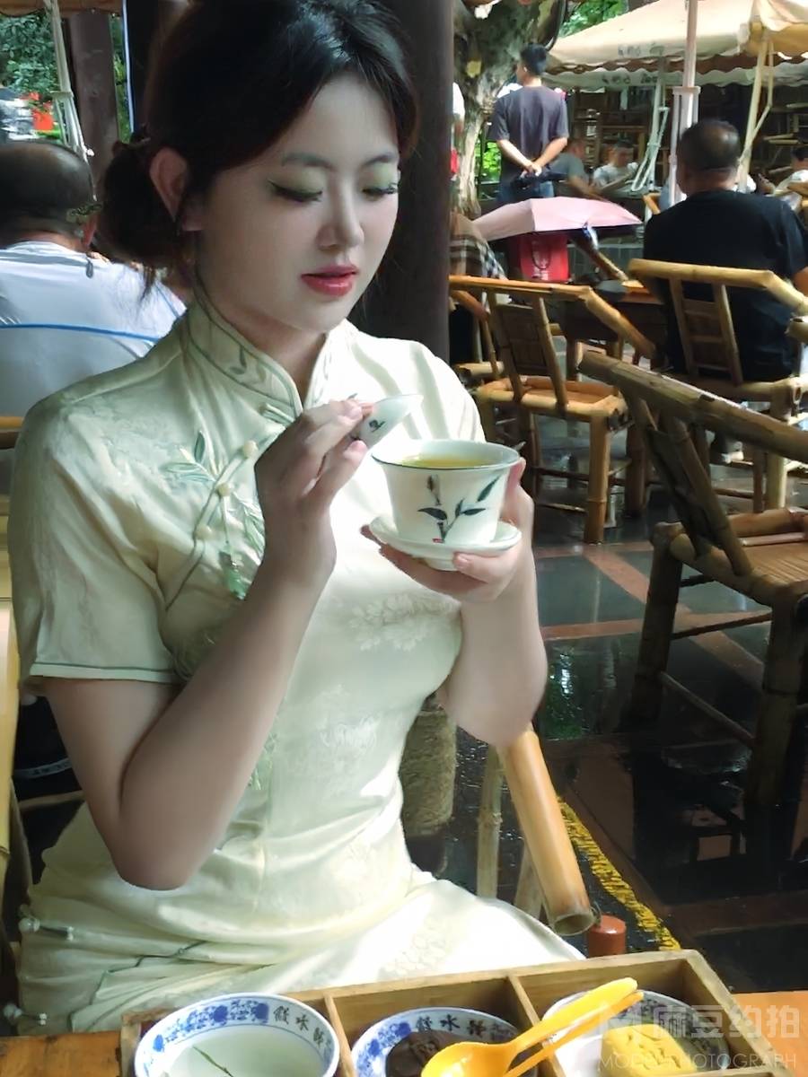 清新模特