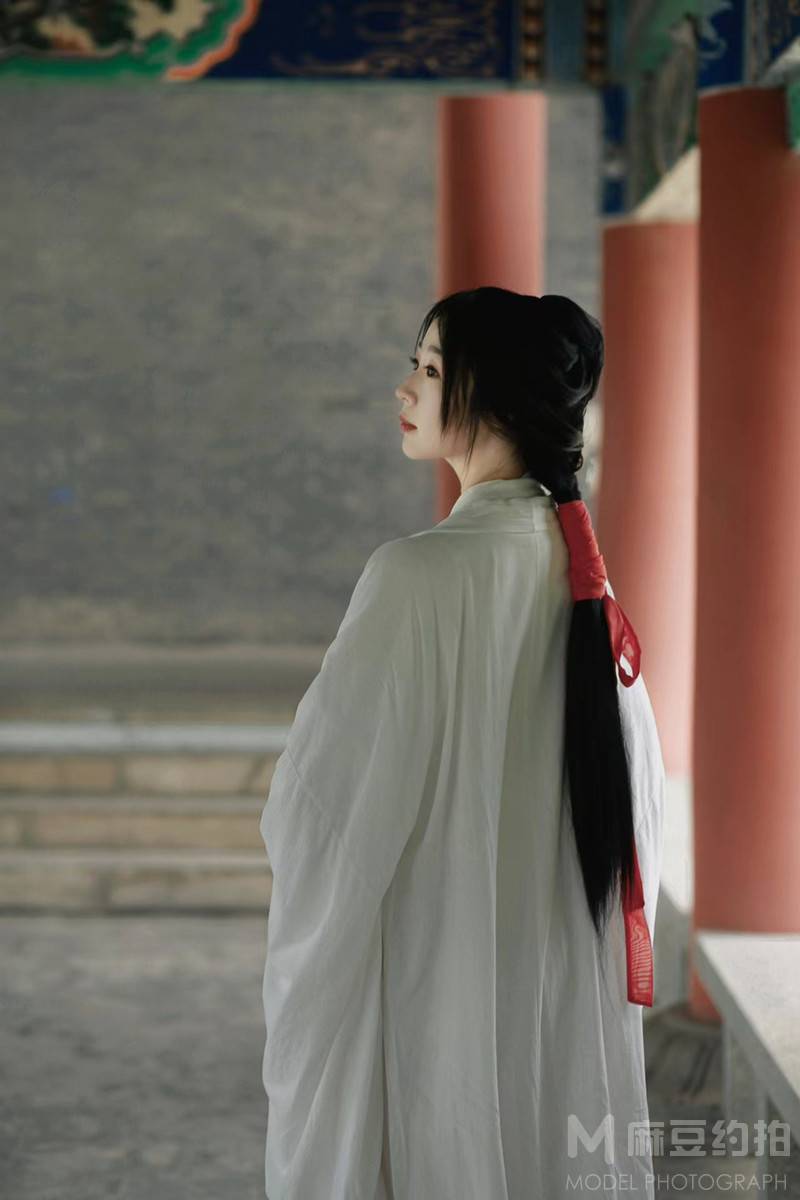 黑白模特