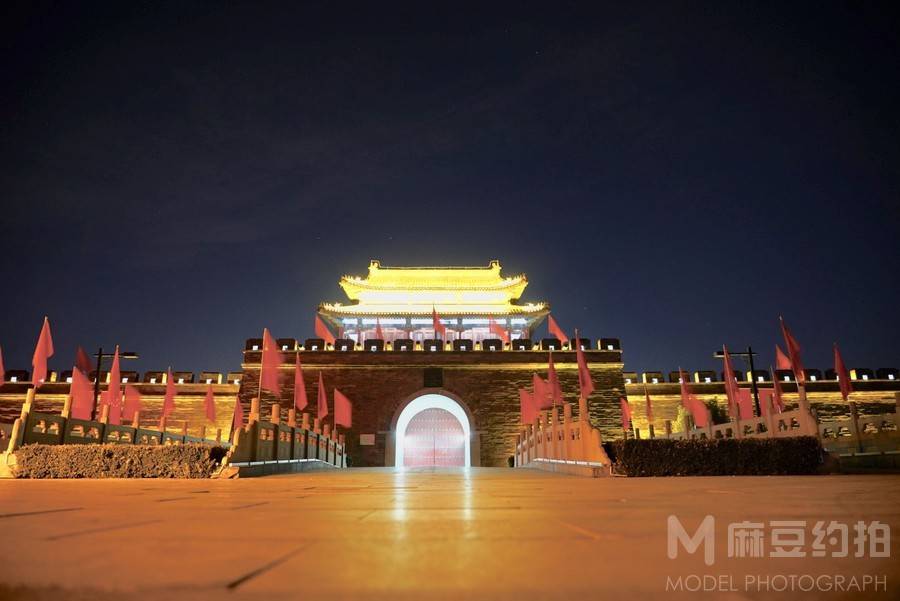 夜景模特