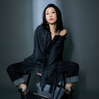 黑白模特